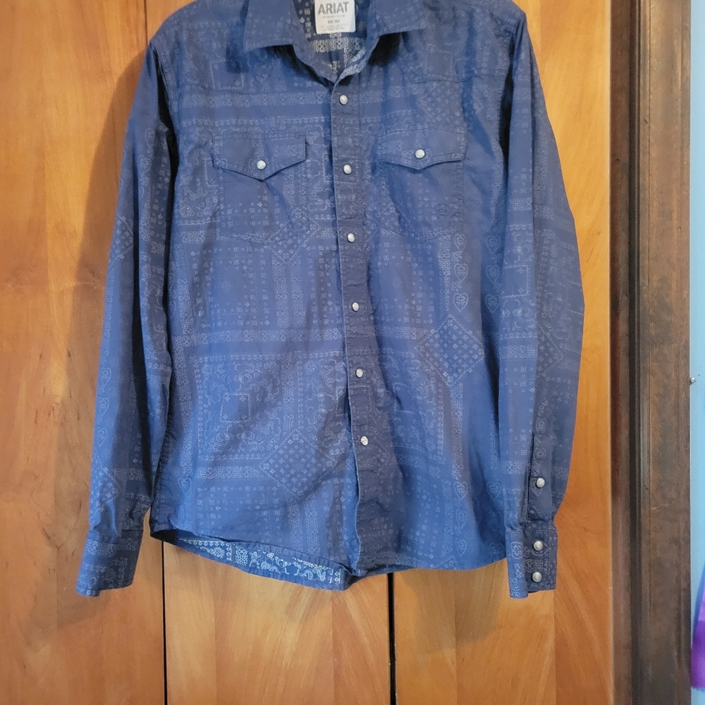 ARIAT shirt